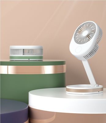 Gepersonaliseerde kleine draagbare opvouwbare ventilator voor het opladen van het bureau
