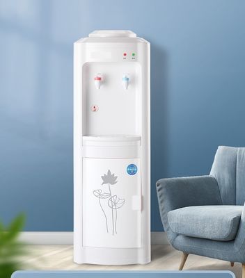 Verticale drinkwaterdispenser met app-gecontroleerde functie