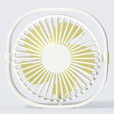 129*122*52 mm Mini Desktop USB Fan met laadgemak en lichtgewicht ontwerp