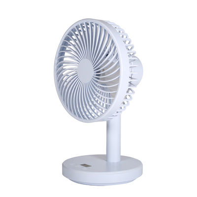 Zilkschermgeprinte plastic tafelventilator voor badkamer en USB-luchtcirculatiesysteem