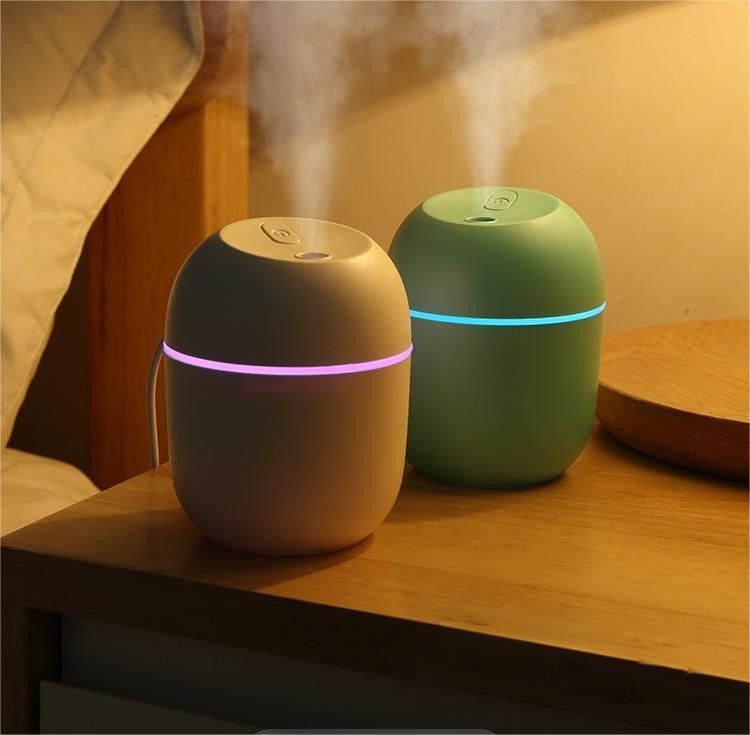 USB RGB Light Mini Car Water Drop Desktop Aromatherapie Air Humidifier voor huishouden